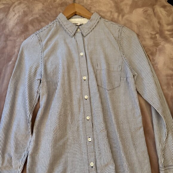 Old Navy White and Navy Striped Button Down Shirt - Picture 1 of 3